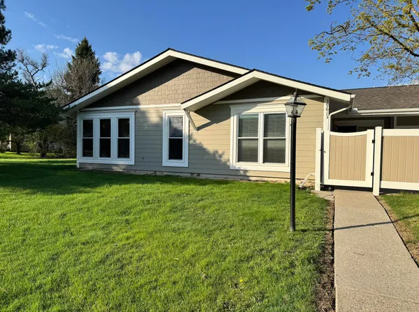 $270,000 | 39613 Village Wood Lane, Novi, MI 48375