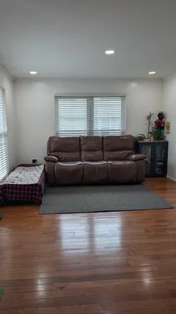 $270,000 | 39613 Village Wood Lane, Novi, MI 48375