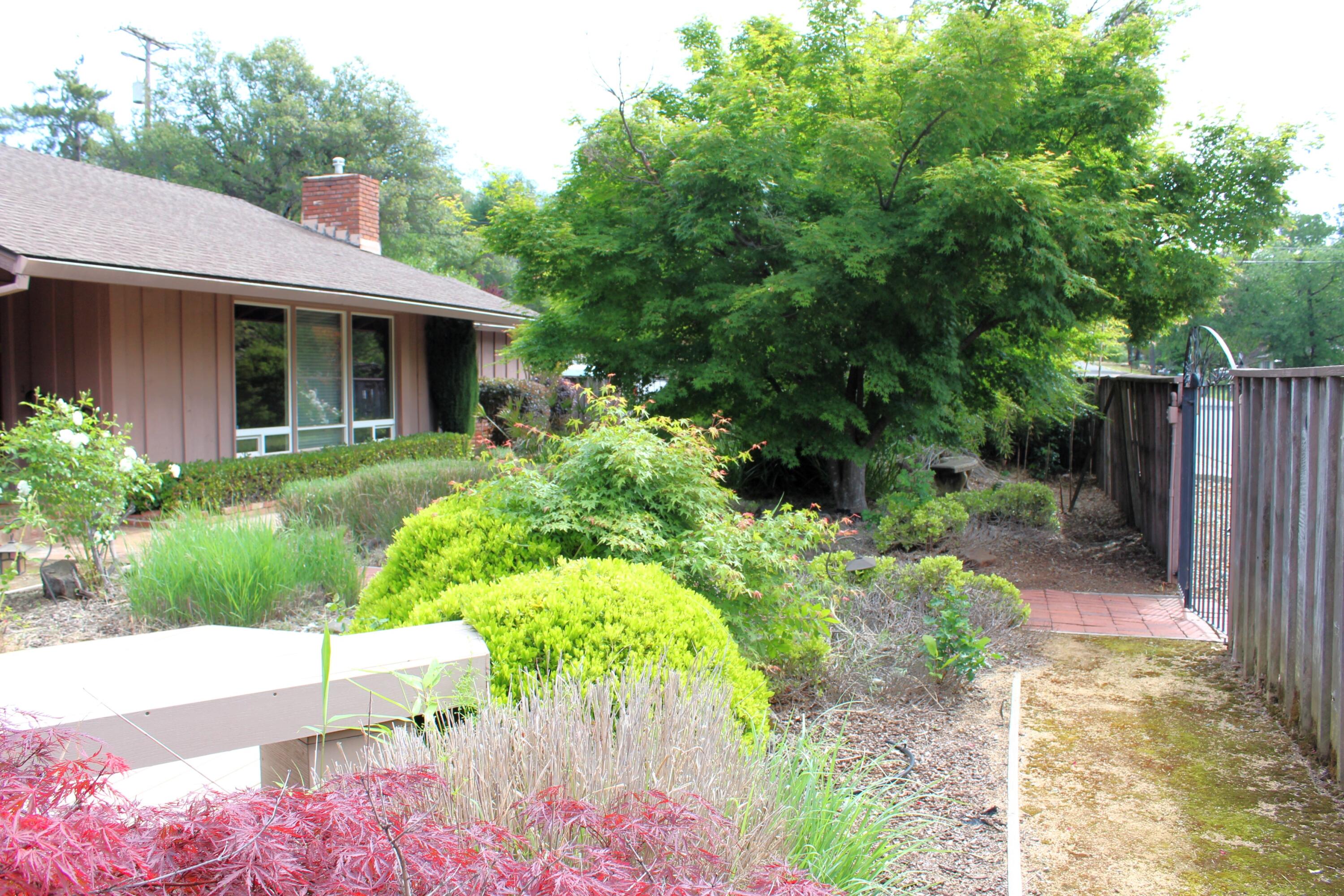 3774 Ricardo Avenue Redding, CA 96002 - Photo 26 of 35 IMG_4099
