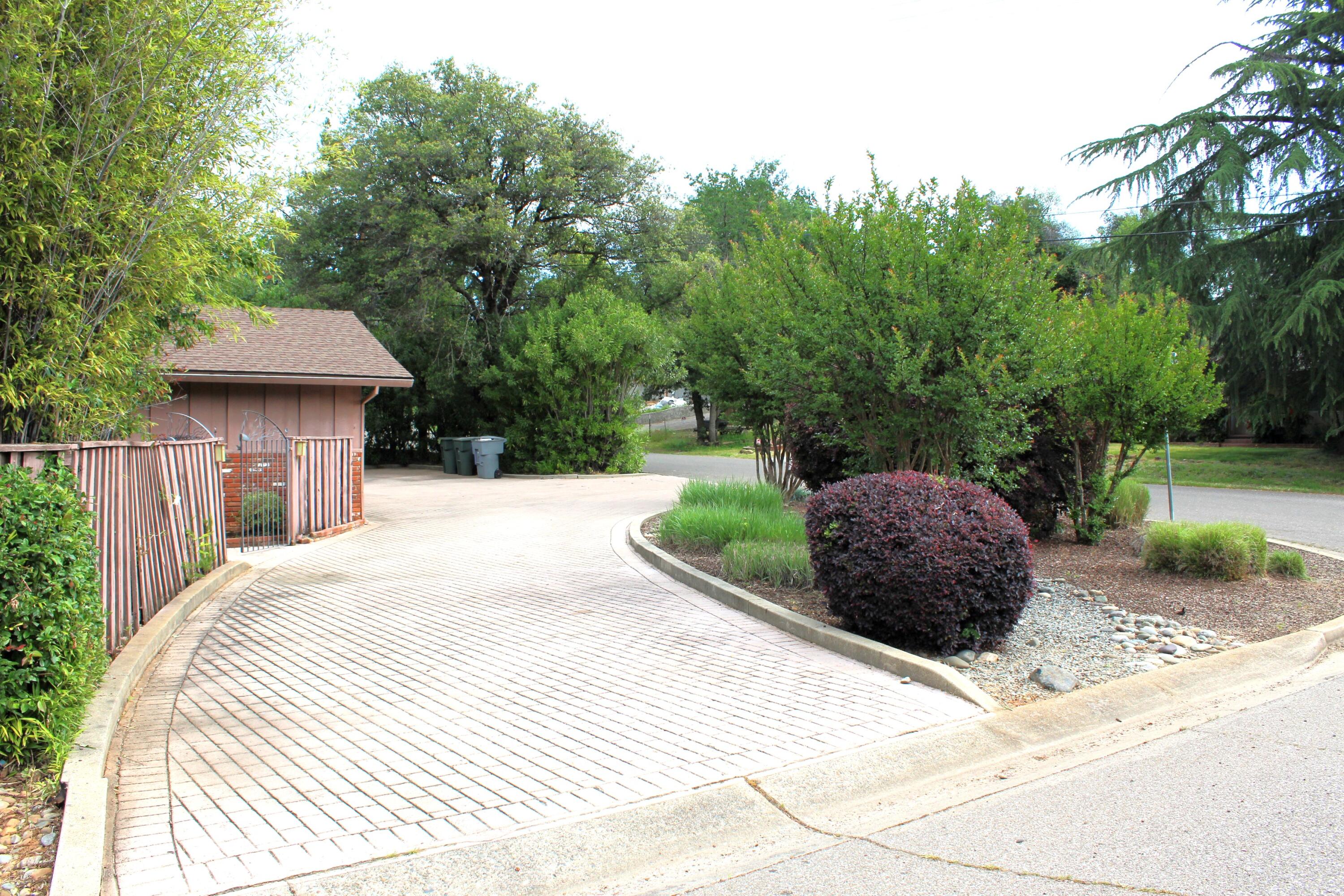 3774 Ricardo Avenue Redding, CA 96002 - Photo 30 of 35 IMG_4114