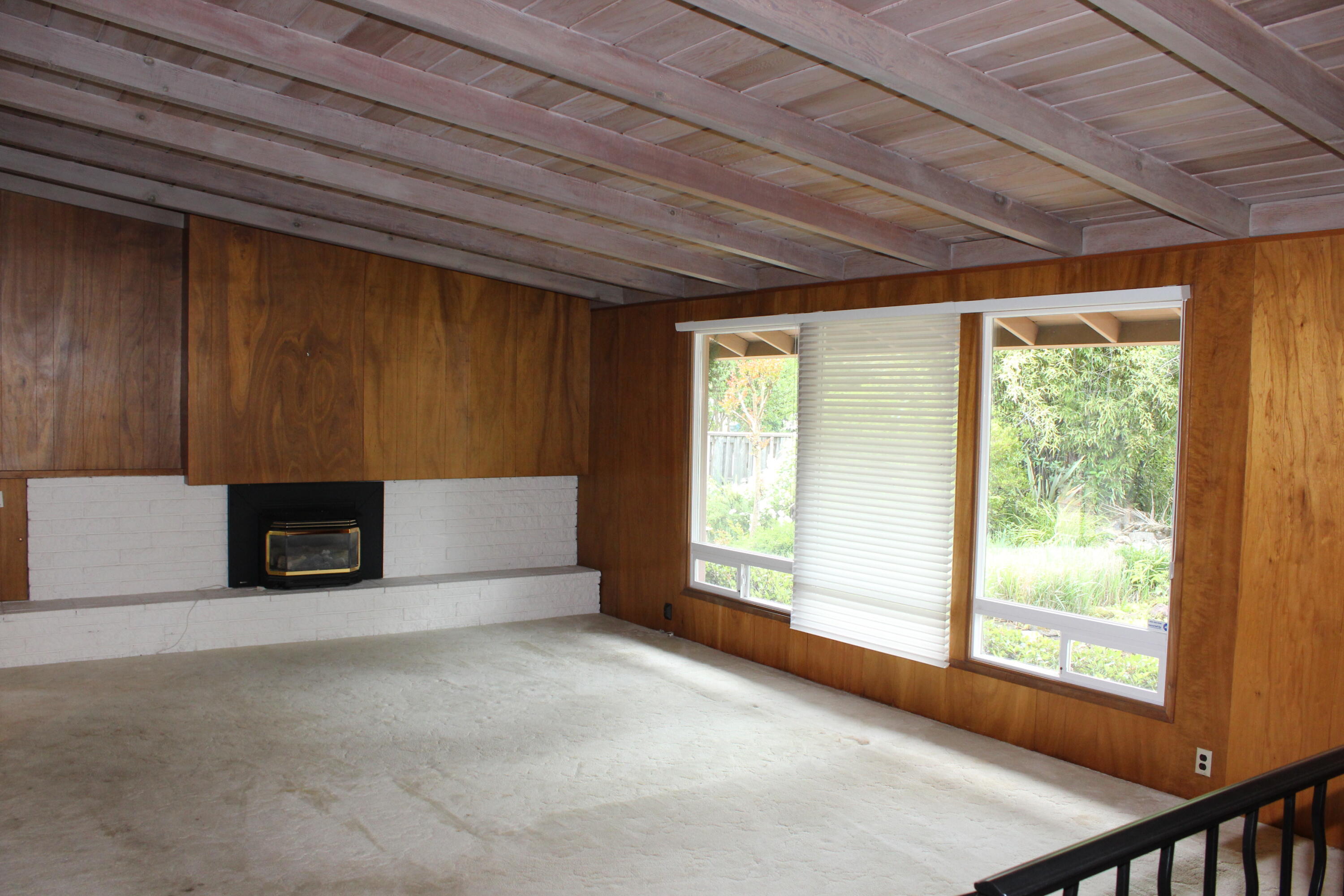3774 Ricardo Avenue Redding, CA 96002 - Photo 9 of 35 IMG_4066