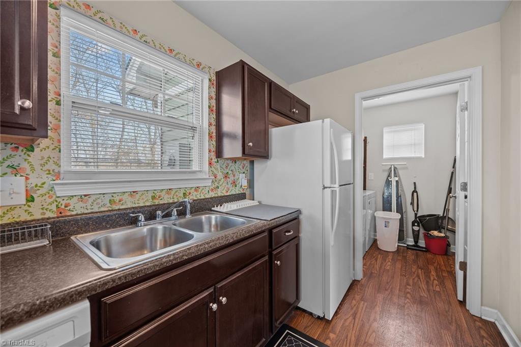 921 Norton Street High Point, NC 27263 - Photo 10 of 42