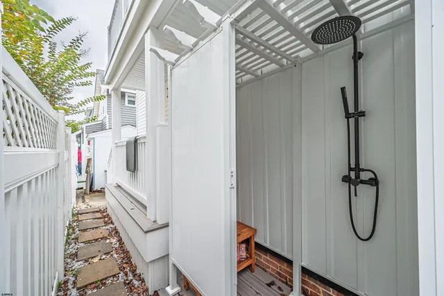 a view of a walk in closet