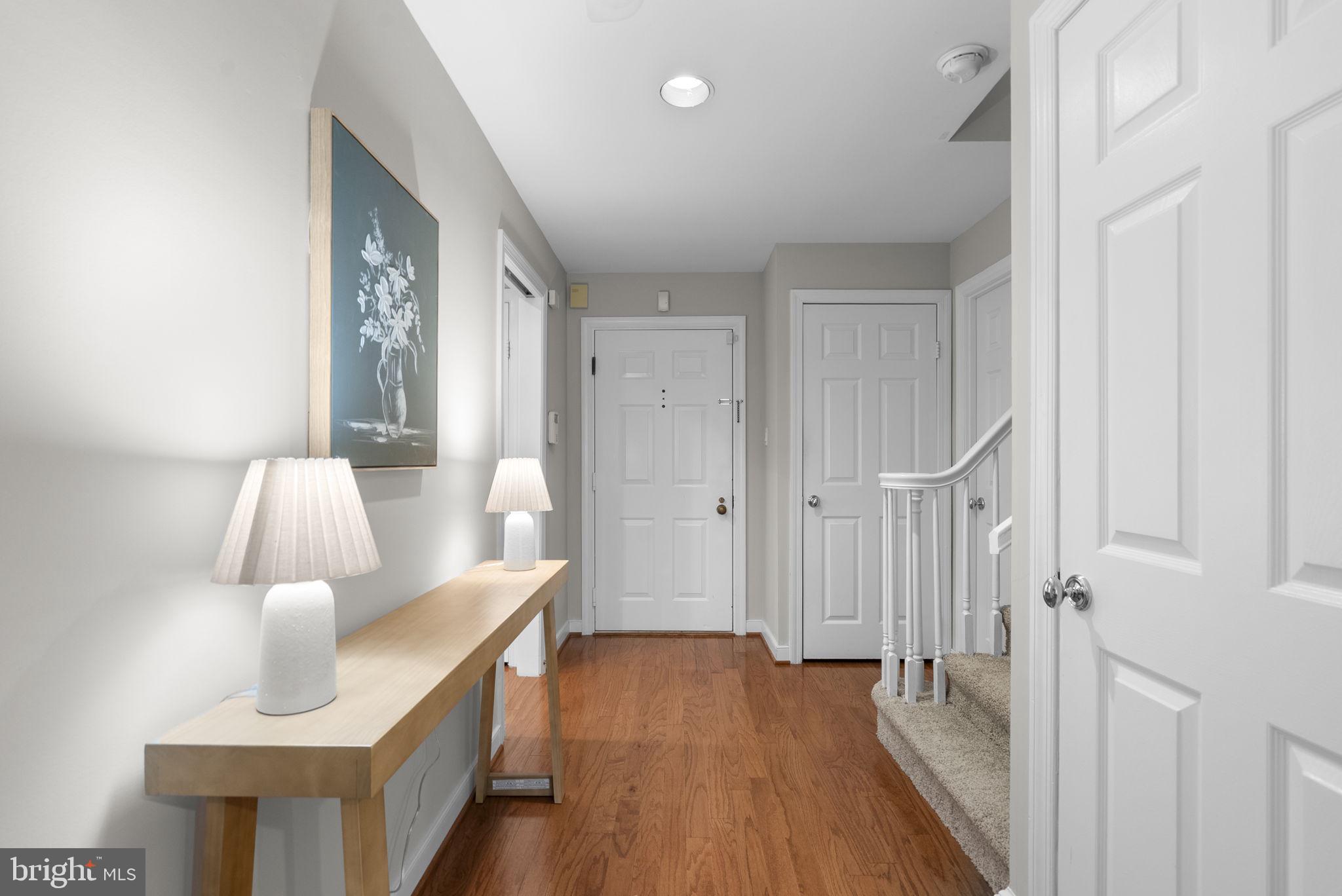11420 Strand Drive, Unit R010 Rockville, MD 20852 - Photo 3 of 56 Foyer