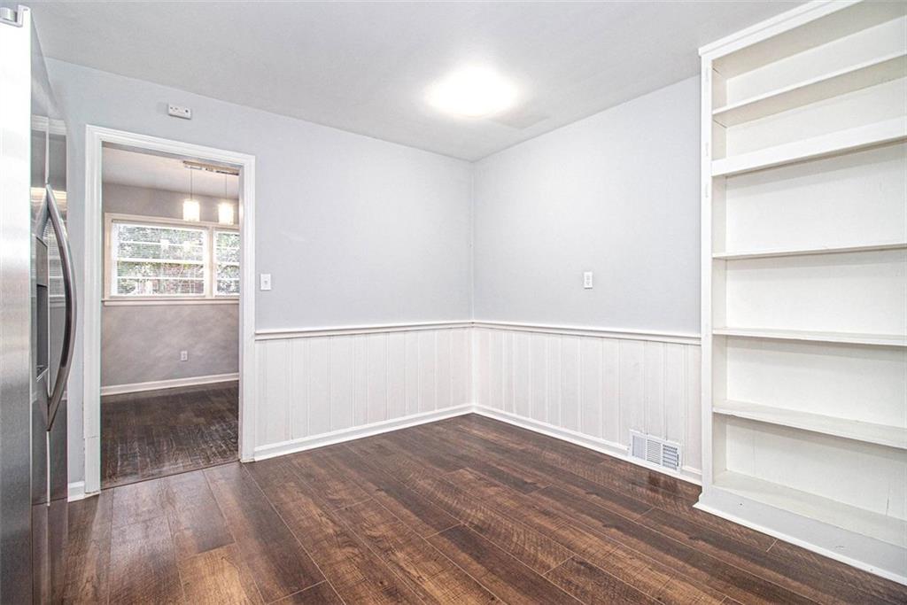 1399 Sagewood Circle Stone Mountain, GA 30083 - Photo 12 of 30