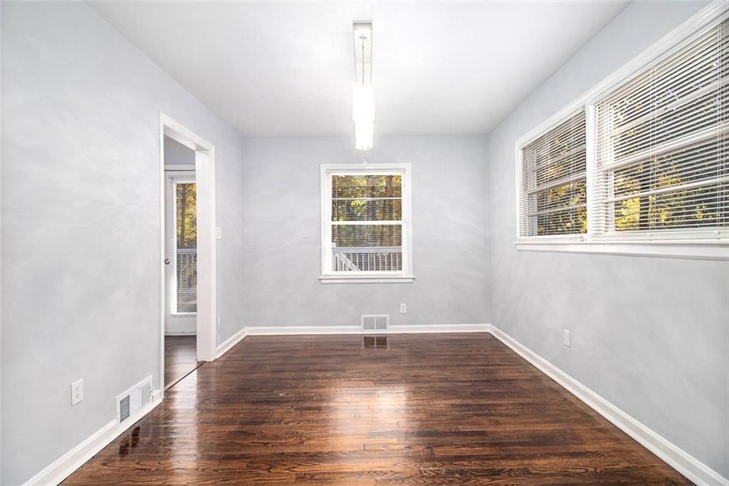 1399 Sagewood Circle Stone Mountain, GA 30083 - Photo 13 of 30