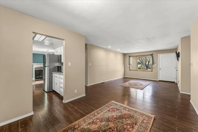 $229,900 | 1904 Scottsdale Drive, Champaign, IL 61821