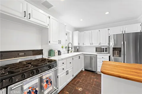 $4,350,000 | 224 Amethyst Avenue, Newport Beach, CA 92662