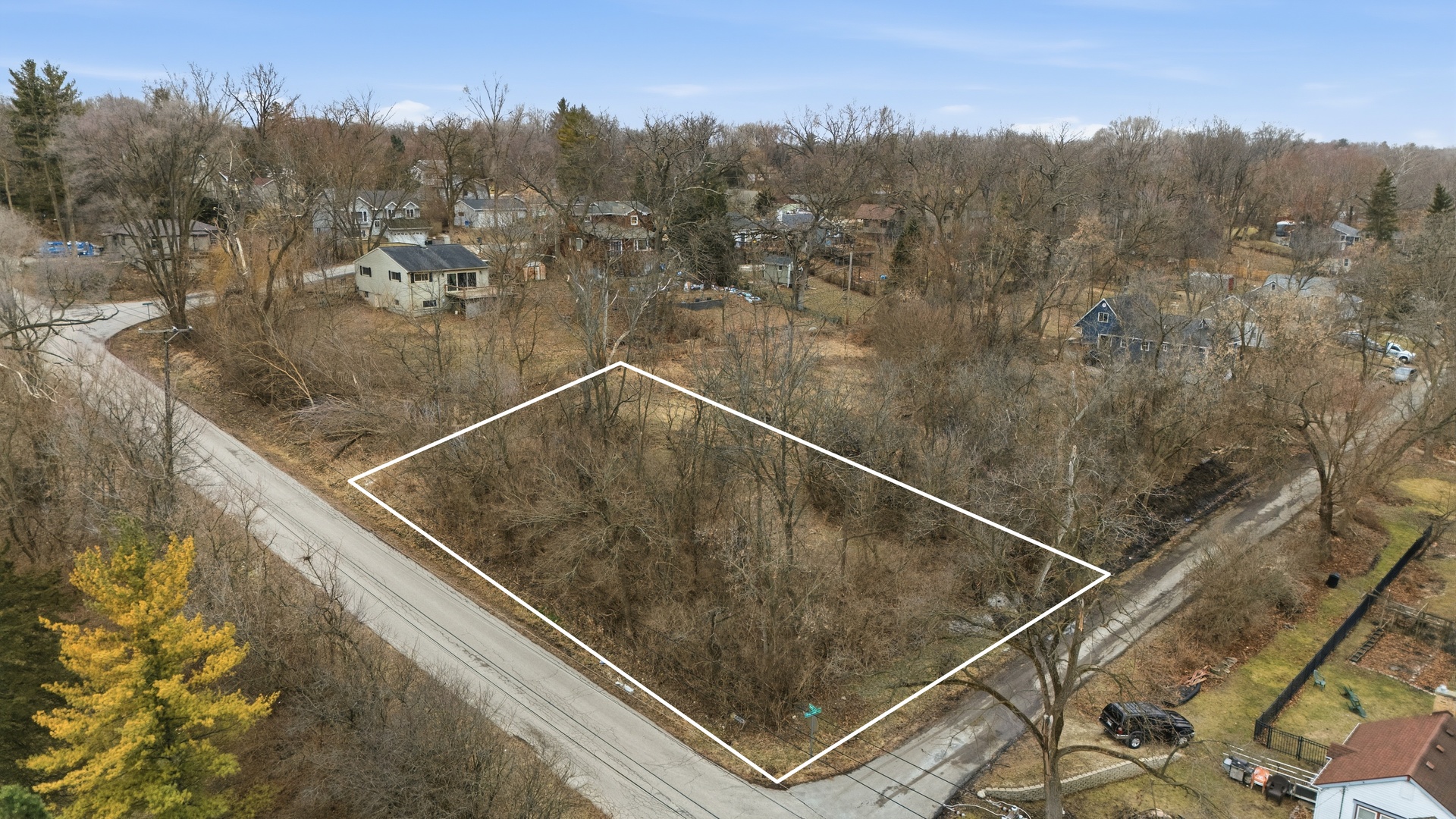 2101 Riverview Avenue Fox River Grove, IL 60021 - Photo 1 of 9 a view of a balcony