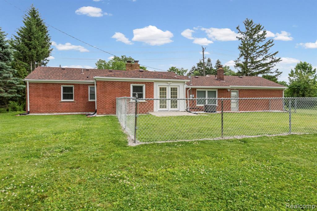 4165 Crooks Road Troy, MI 48098 - Photo 26 of 27