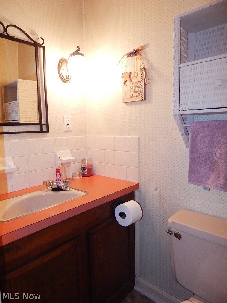 4634 Poe Road Medina, OH 44256 - Photo 16 of 23 Gallery Image 16