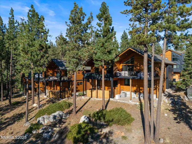 $1,998,500 | 109 Sierra Colina Drive, Unit 109, Stateline, NV 89449