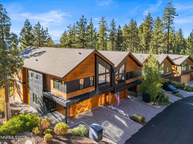 $1,998,500 | 109 Sierra Colina Drive, Unit 109, Stateline, NV 89449