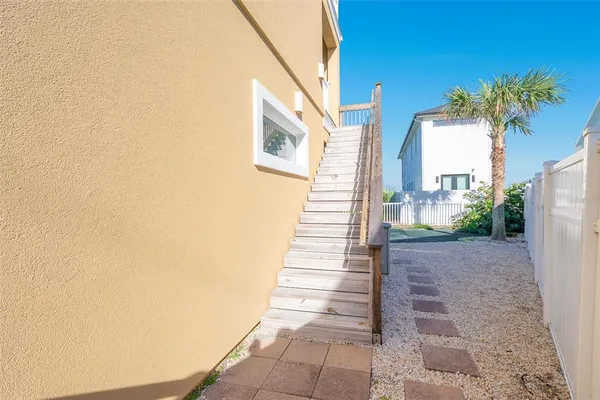 $1,699,000 | 2211 South Central Avenue, Flagler Beach, FL 32136