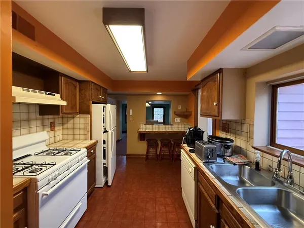 $180,000 | 878 Bocktown Road, Crescent, PA 15046