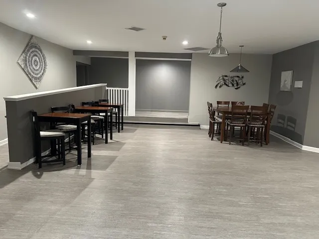 $189,500 | 120 Lakeview Drive, Unit 109, Bloomingdale, IL 60108