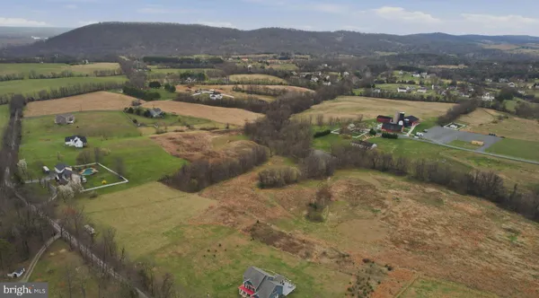 $300,000 | 40975 Yakey Lane, Lovettsville, VA 20180