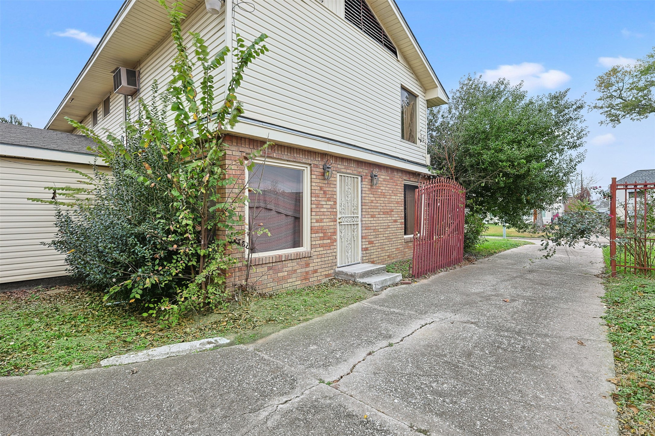 3918 Fernwood Drive Houston, TX 77021 - Photo 4 of 16