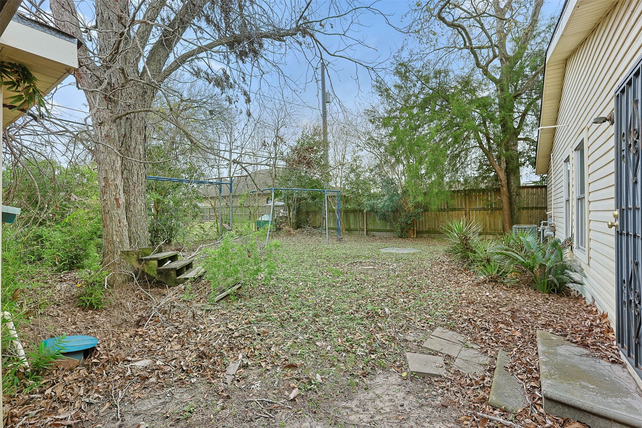 3918 Fernwood Drive Houston, TX 77021 - Photo 7 of 16