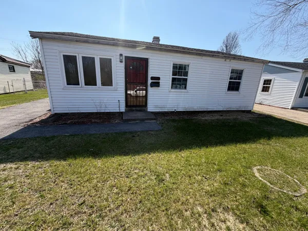 $95,000 | 4247 West 19th Place, Gary, IN 46404