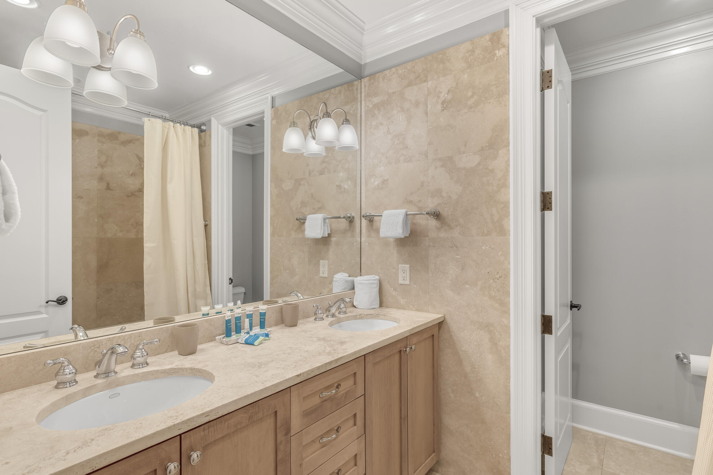 9201 Market Street Inn, Unit 168 Miramar Beach, FL 32550 - Photo 23 of 54 web_ 168 Le Jardin_33