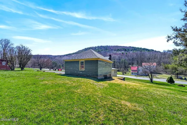 $179,000 | 15571 Highway 23, Davenport, NY 13750
