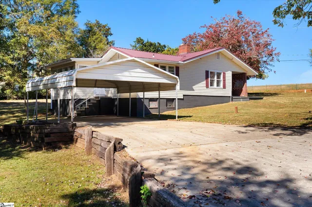 $293,624 | 141 Bryant Road, Pelzer, SC 29669