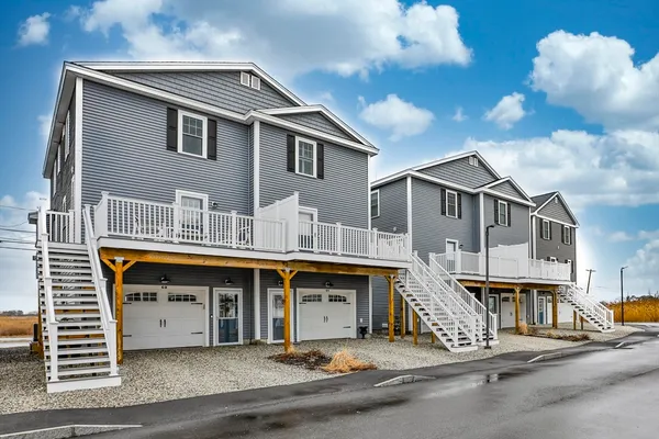 a view of house with outdoor space