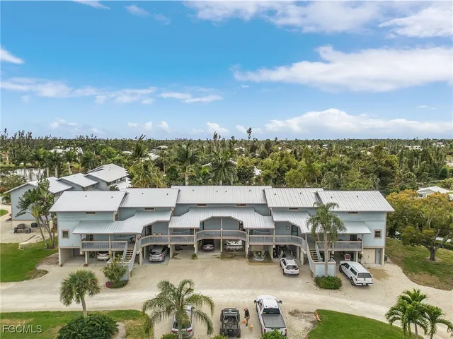 $329,000 | 5221 Blue Crab Circle, Unit B4, Bokeelia, FL 33922