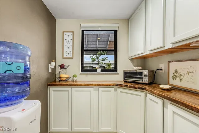 $329,000 | 5221 Blue Crab Circle, Unit B4, Bokeelia, FL 33922