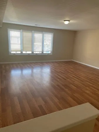 $1,400 | 5753 West Higgins Avenue, Unit 2F, Chicago, IL 60630