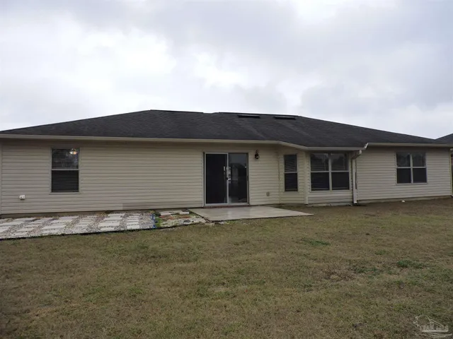 $1,700 | 7070 Marissa Point Lane, Milton, FL 32570