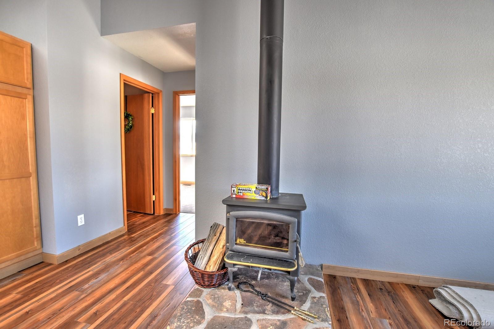 3086 Stagestop Road Jefferson, CO 80456 - Photo 17 of 29 Gallery Image 17