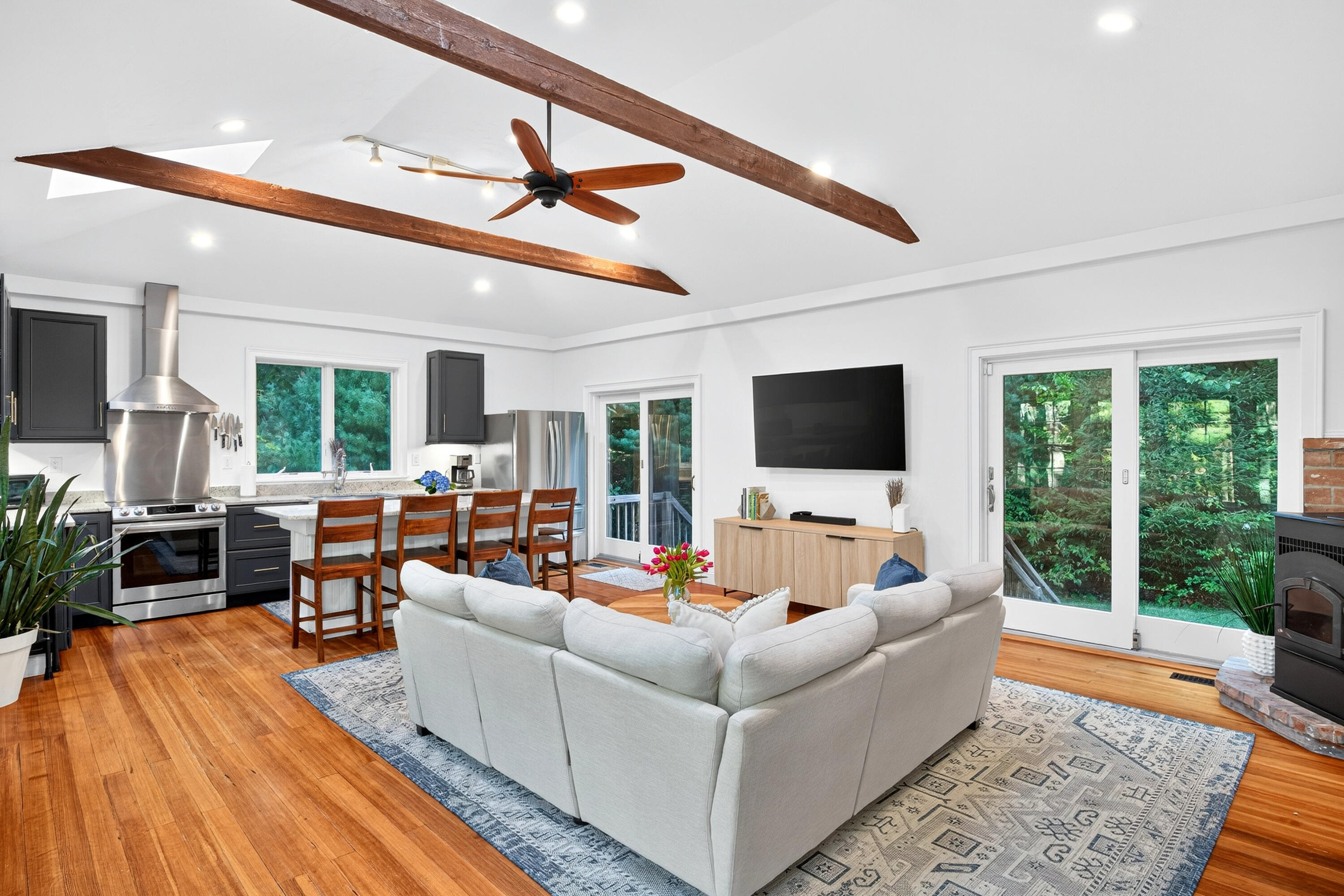 39 A Shawme Road Sandwich, MA 02563 - Photo 6 of 43 005_003_8p0a2585_929