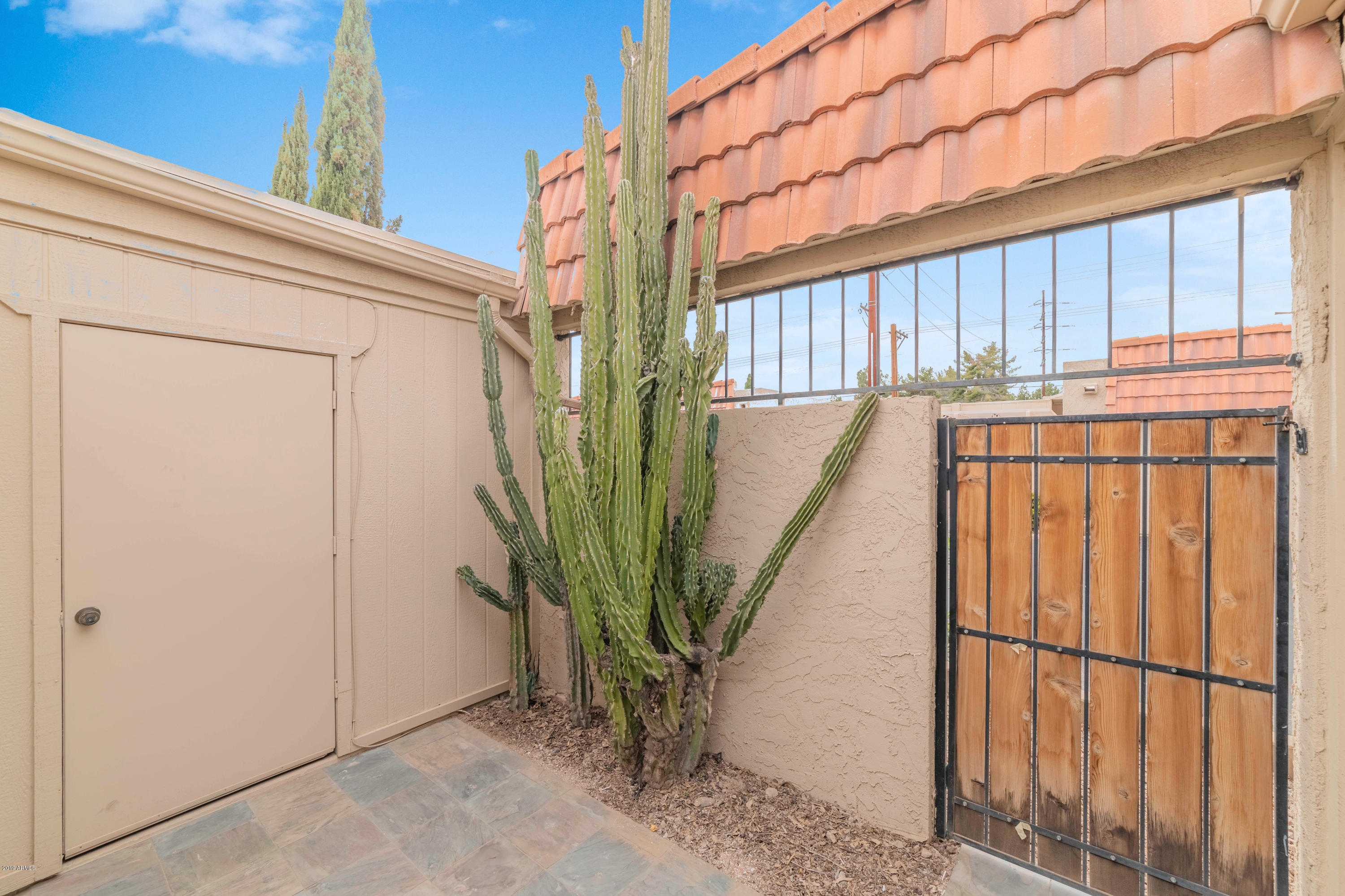 5100 North Miller Road, Unit 43 Scottsdale, AZ 85250 - Photo 12 of 25 5100 N Miller Rd #43-9587-HDR