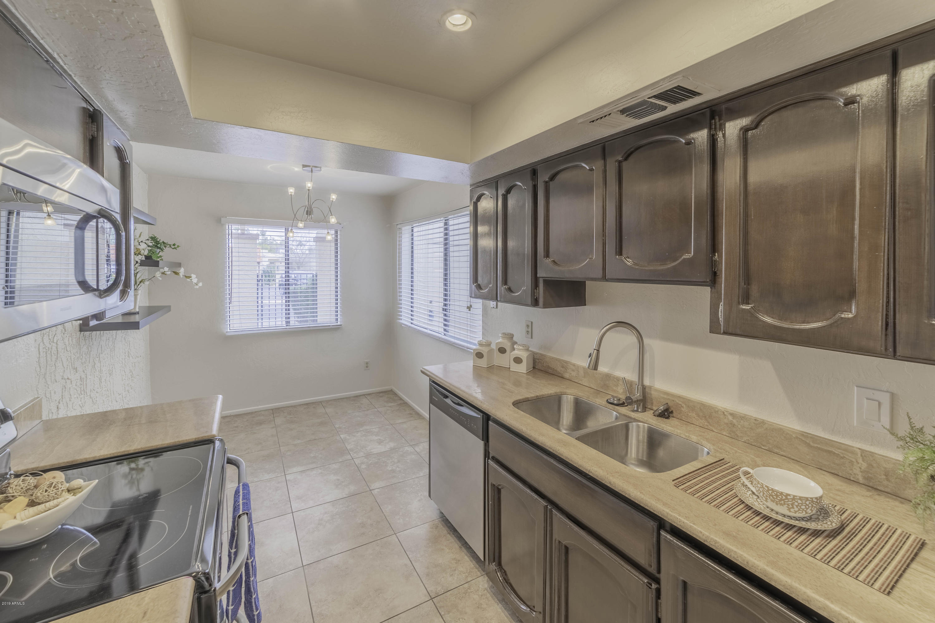 5100 North Miller Road, Unit 43 Scottsdale, AZ 85250 - Photo 7 of 25 5100 N Miller Rd #43-9537-HDR