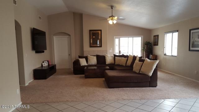 2329 North Silverbell Road Tucson, AZ 85745 - Photo 4 of 10