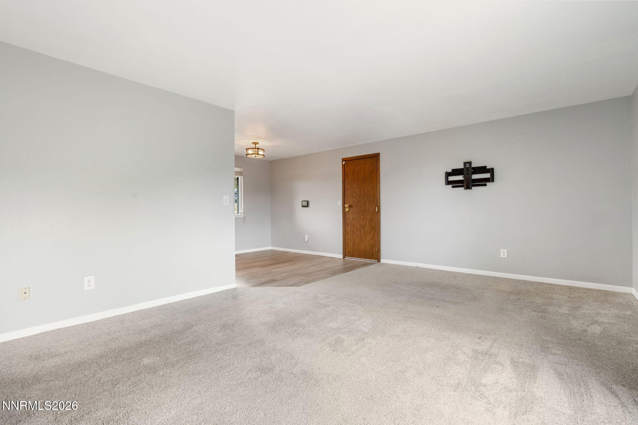 2255 Dakota Way Reno, NV 89506 - Photo 14 of 36 9-web-or-mls-DSC01828