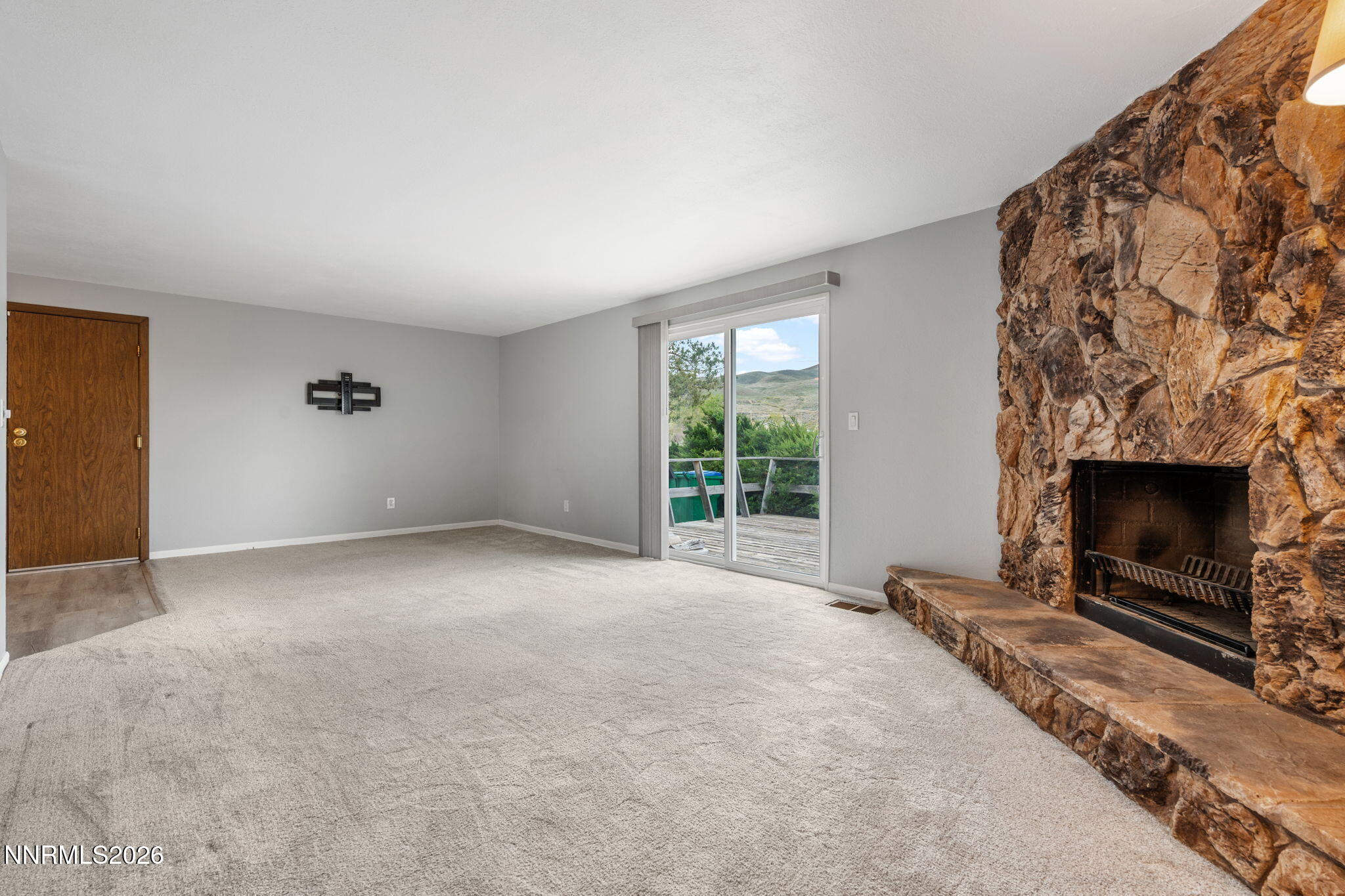 2255 Dakota Way Reno, NV 89506 - Photo 16 of 36 11-web-or-mls-DSC01813