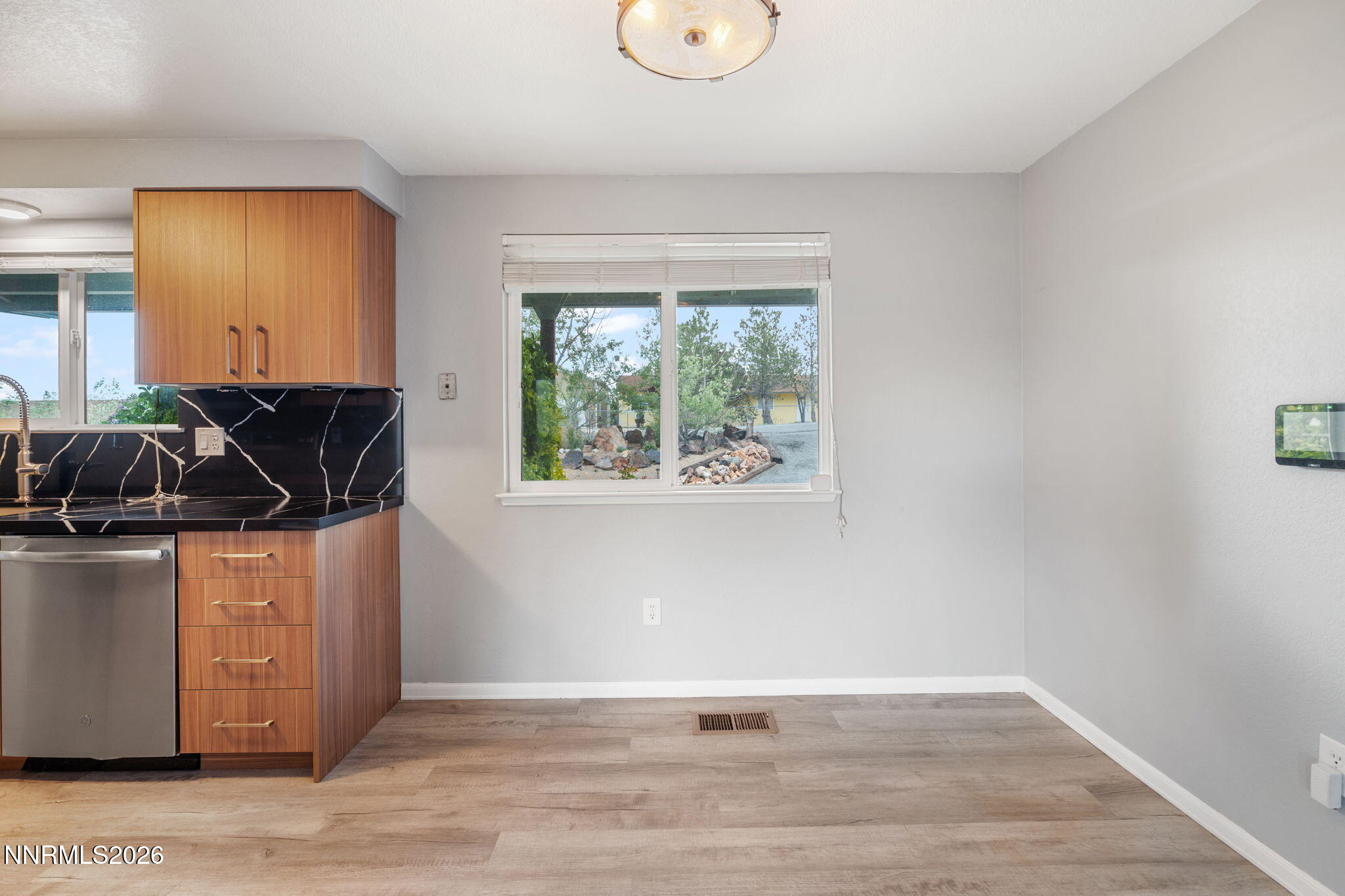 2255 Dakota Way Reno, NV 89506 - Photo 19 of 36 14-web-or-mls-DSC01858