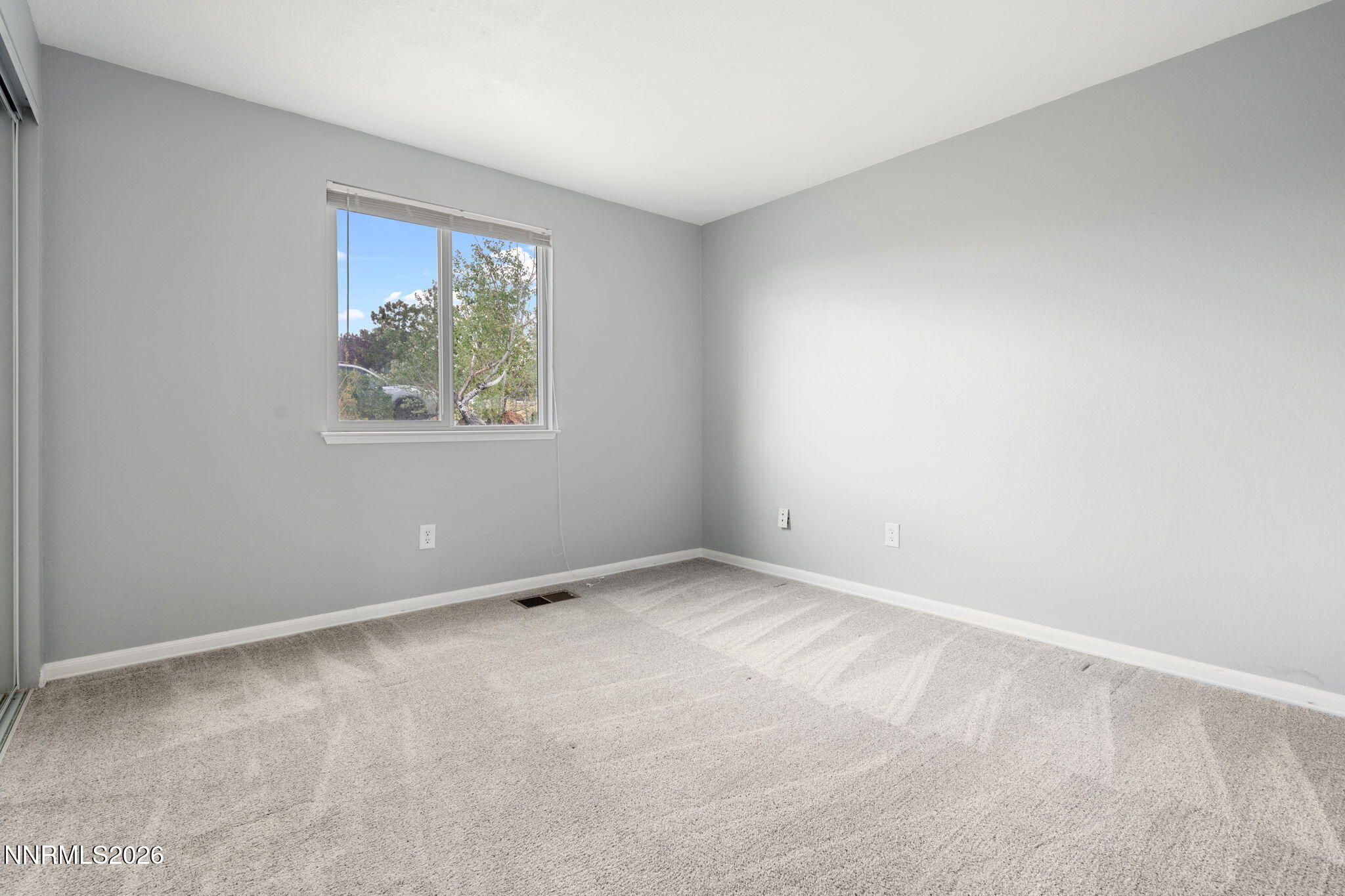2255 Dakota Way Reno, NV 89506 - Photo 24 of 36 24-web-or-mls-DSC01888