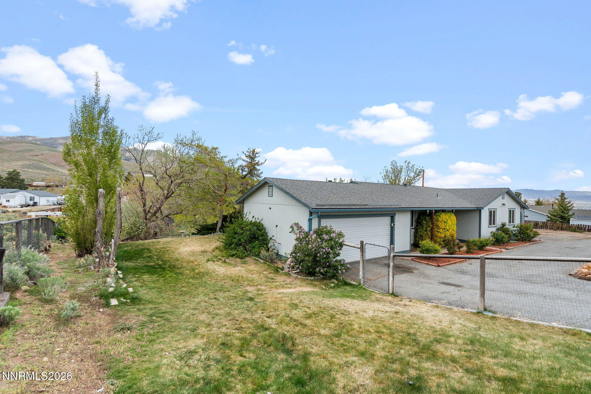 2255 Dakota Way Reno, NV 89506 - Photo 6 of 36 5-web-or-mls-DSC01948