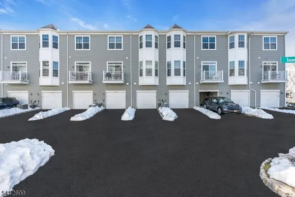 $475,000 | 17 Jasmine Lane, Garfield, NJ 07026