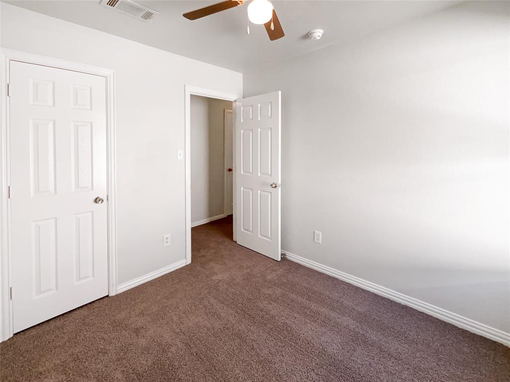 13718 Vida Lane Dallas, TX 75253 - Photo 10 of 16