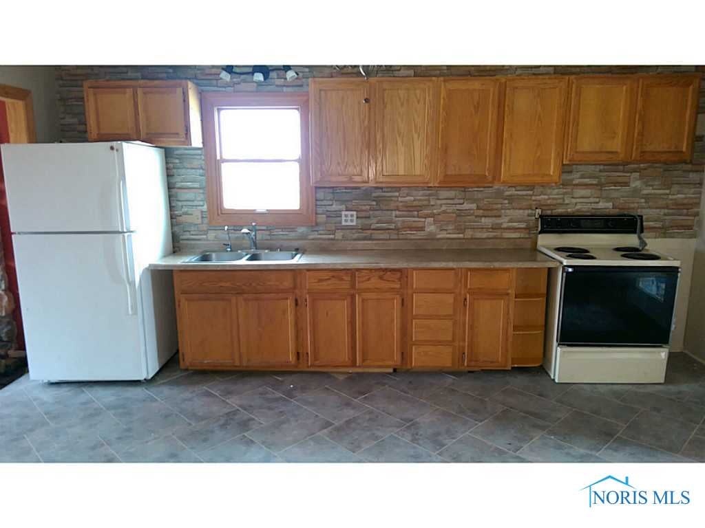 13444 Perry Road Grand Rapids, OH 43522 - Photo 8 of 17 Gallery Image 8