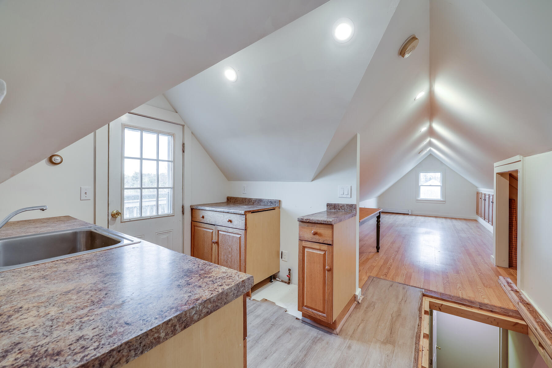 70 Shore Road Truro, MA 02666 - Photo 23 of 43 Third Floor