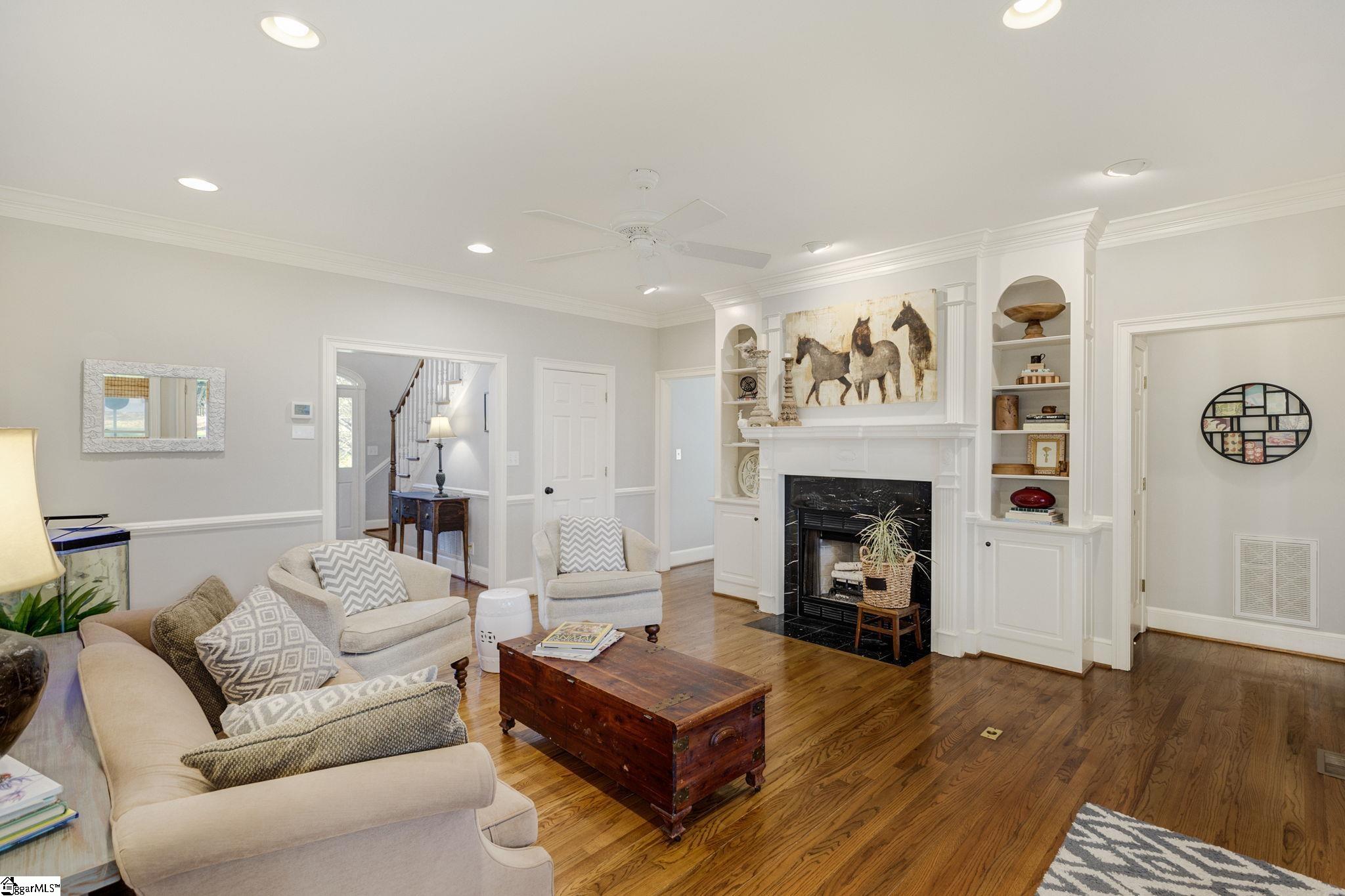 116 Hunters Run Greenville, SC 29615 - Photo 4 of 36 Gallery Image 4