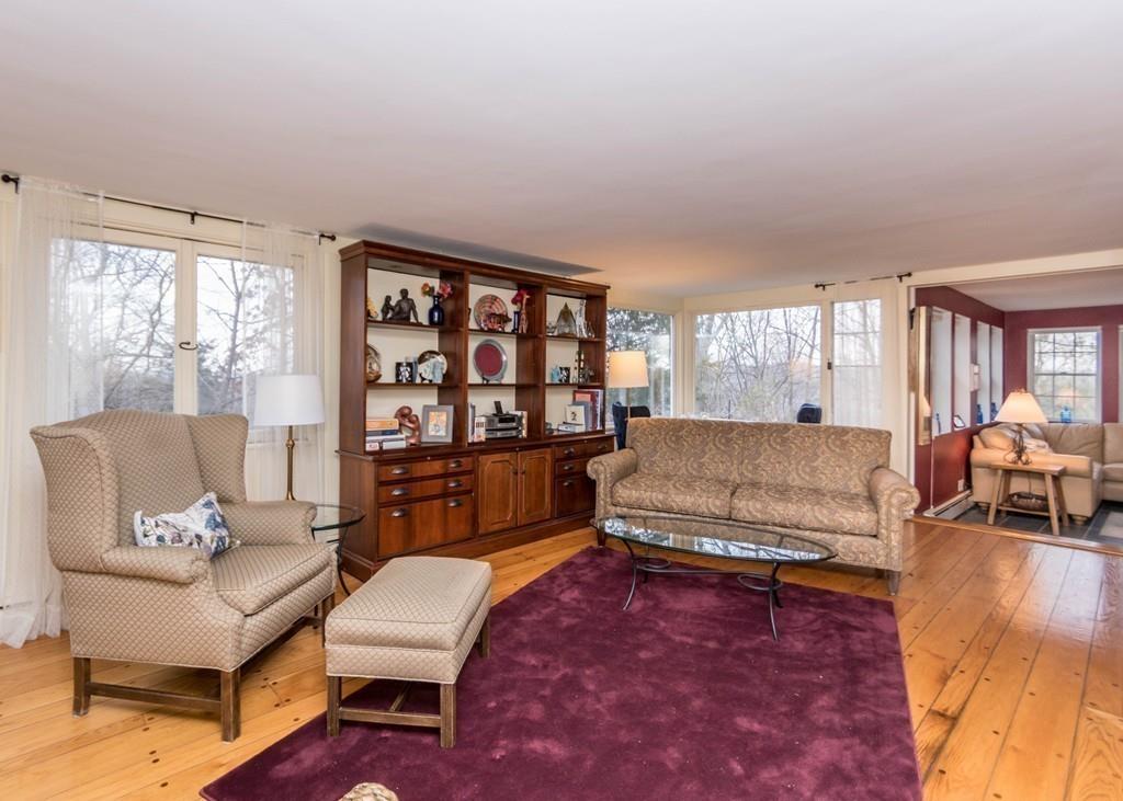 112 Wetherbee Road Waltham, MA 02453 - Photo 10 of 39