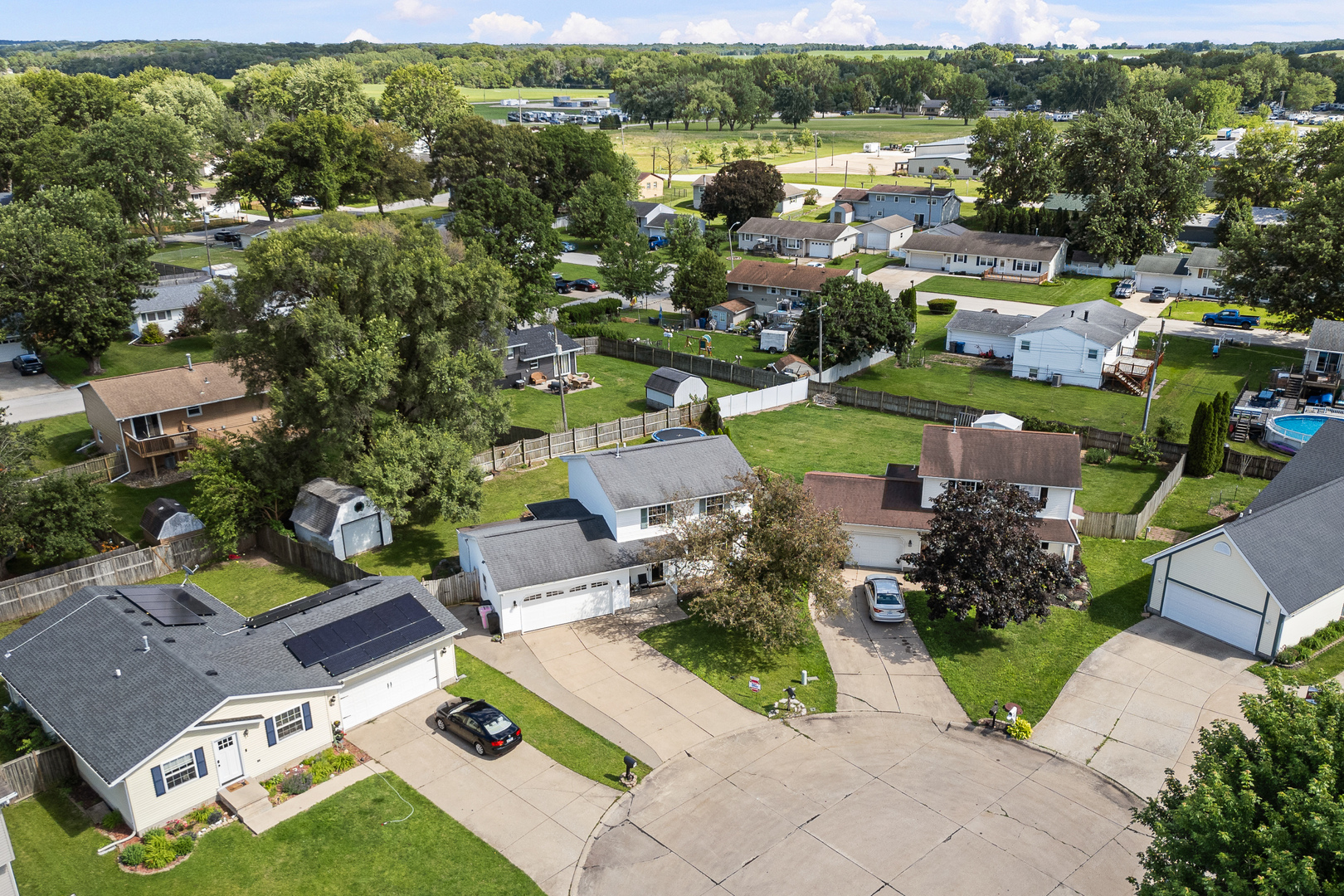 322 Sullivan Drive Colona, IL 61241 - Photo 4 of 33