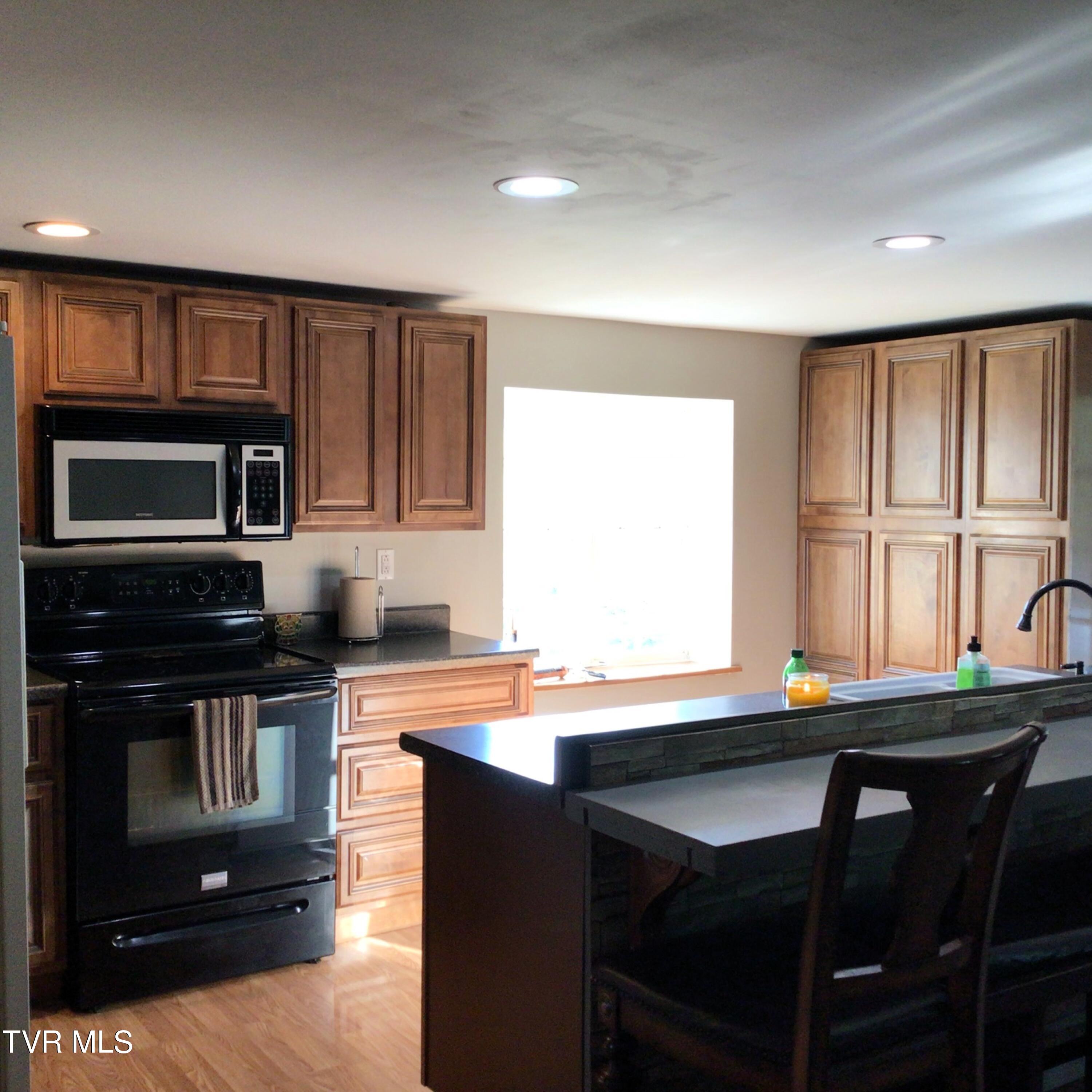 195 Back Creek Road Greeneville, TN 37743 - Photo 24 of 48 195 Back Creek Rd